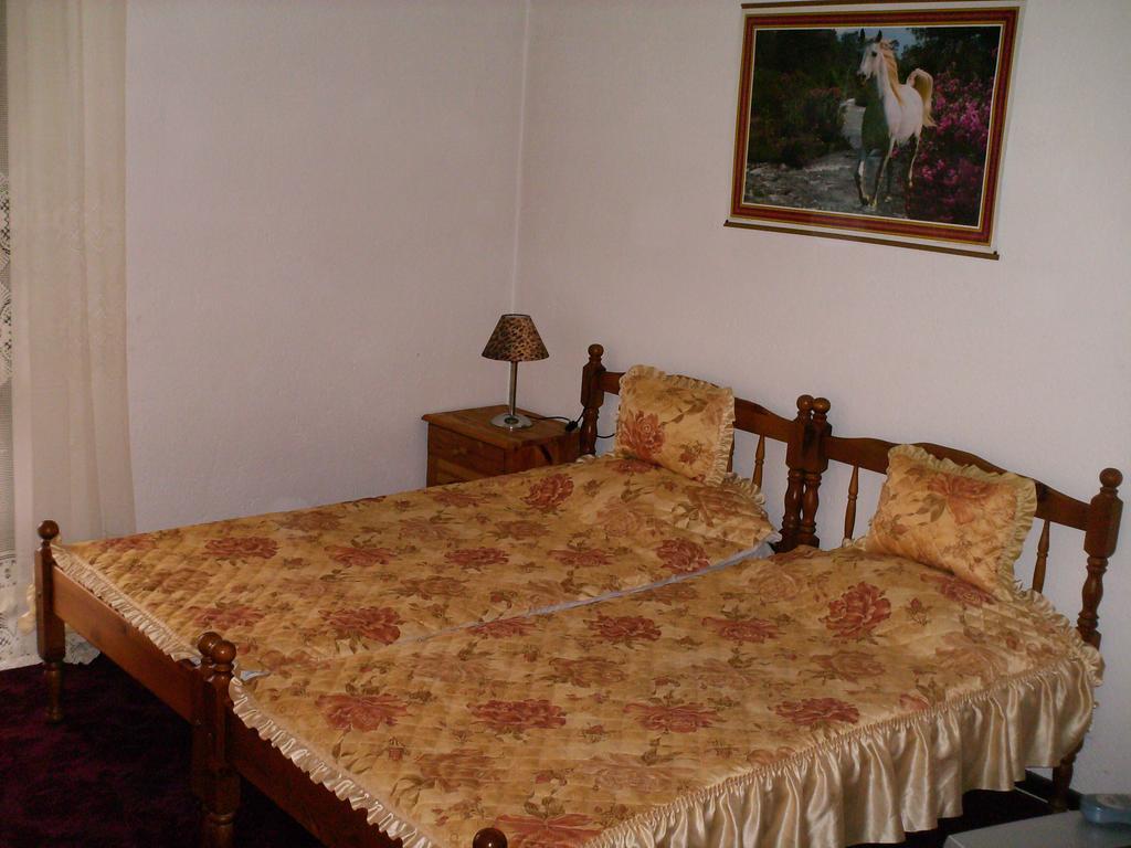 Guest House St Mariya Magdalena Devin Buitenkant foto