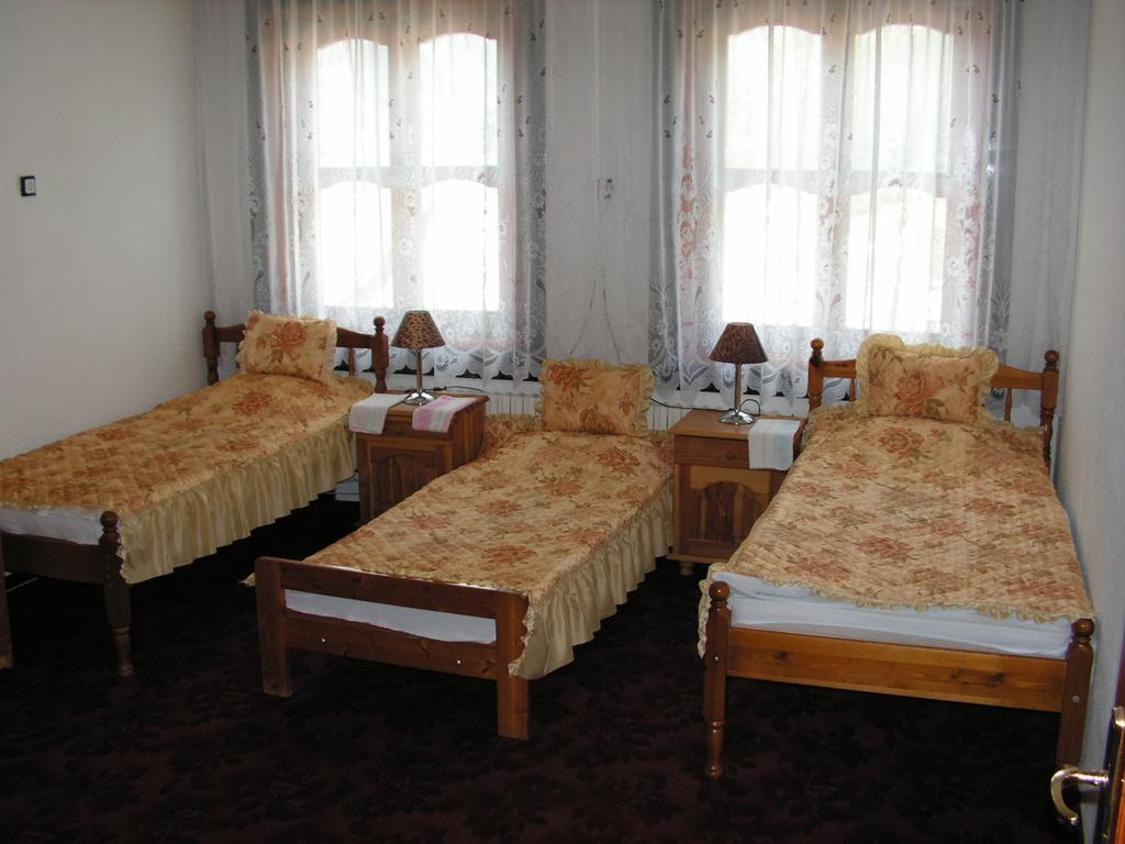 Guest House St Mariya Magdalena Devin Buitenkant foto